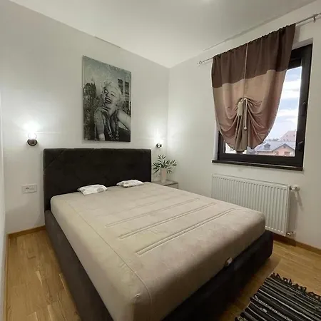 Enastefan Apartment *